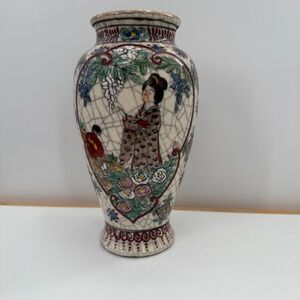 Vintage Japanese‎ Satsuma Style Hand Painted Porcelain Vase 9"